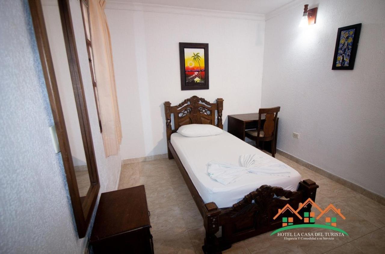 Hotel La Casa Del Turista Cartagena Exterior photo