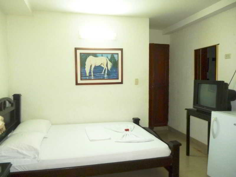 Hotel La Casa Del Turista Cartagena Exterior photo