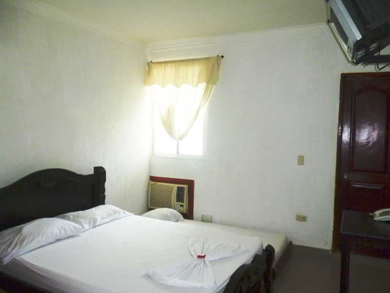 Hotel La Casa Del Turista Cartagena Exterior photo
